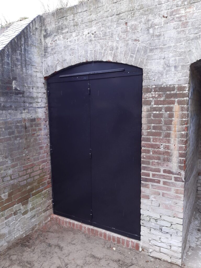 fort en bunker deuren restauratie
